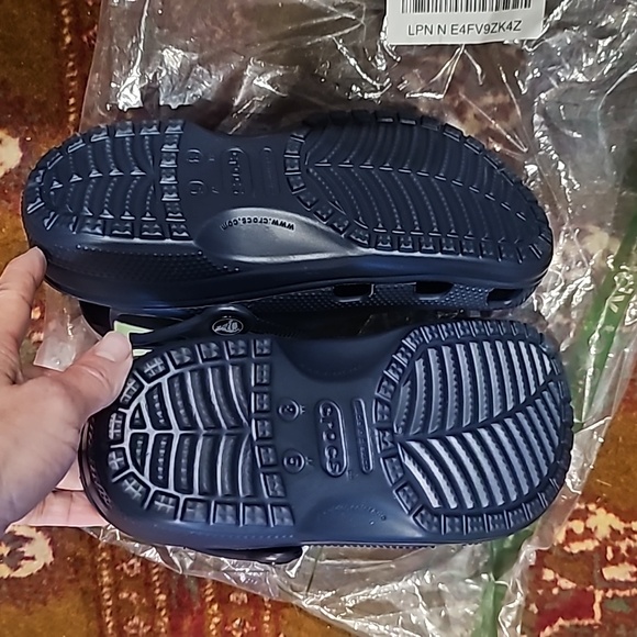 Crocs - Picture 2 of 2